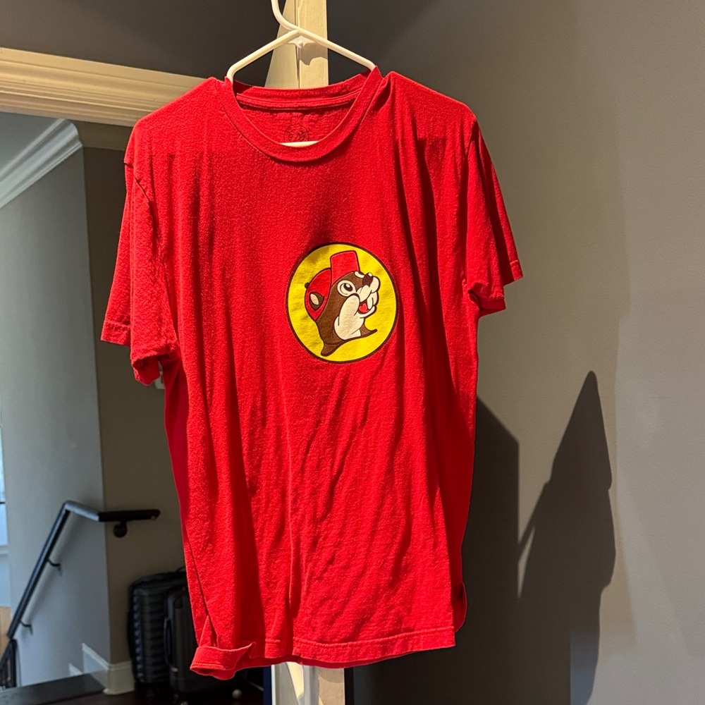 Buc-ee’s Red Graphic T-Shirt